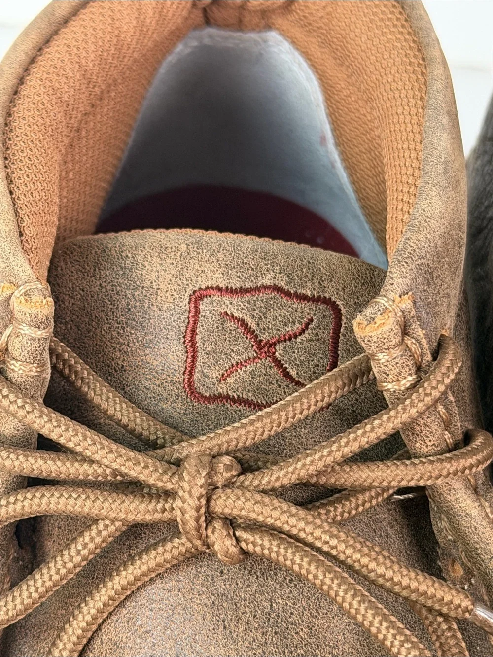 Twisted X Men’s 7.5 M Brown Leather Chukka Moc Toe Casual Driving Shoes